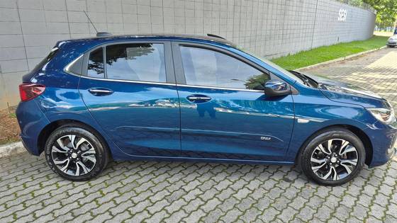 CHEVROLET ONIX 1.0 TURBO FLEX PREMIER AUTOMÁTICO